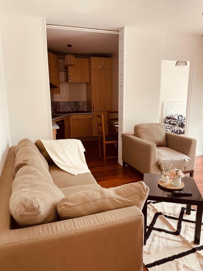 Appartement 2 Chambres Avec Parking Prive Gratuit 디종 외부 사진